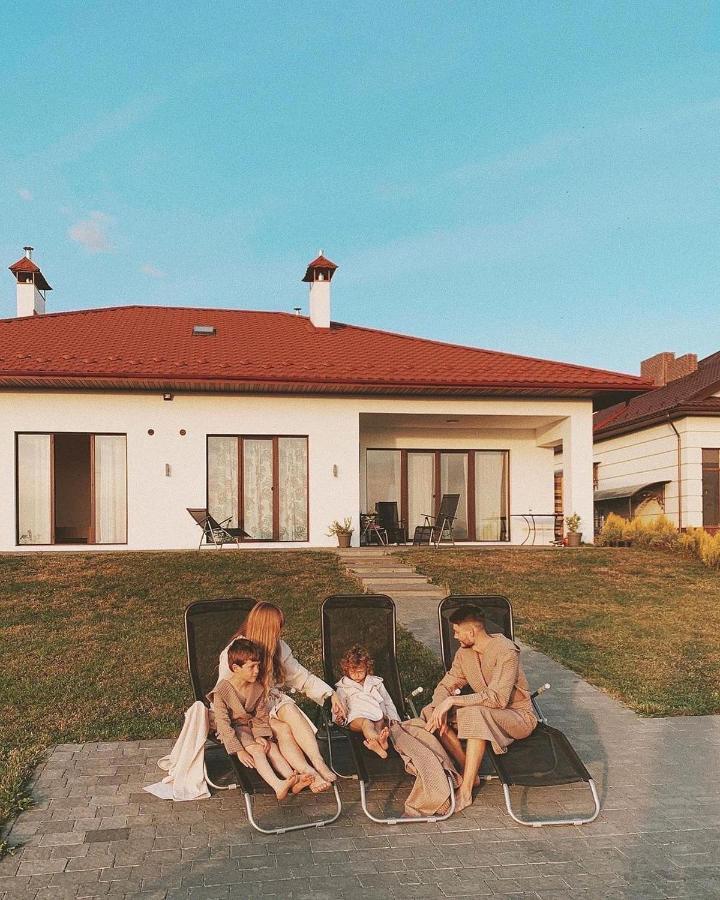 Villa Krayka House à Starunya Extérieur photo